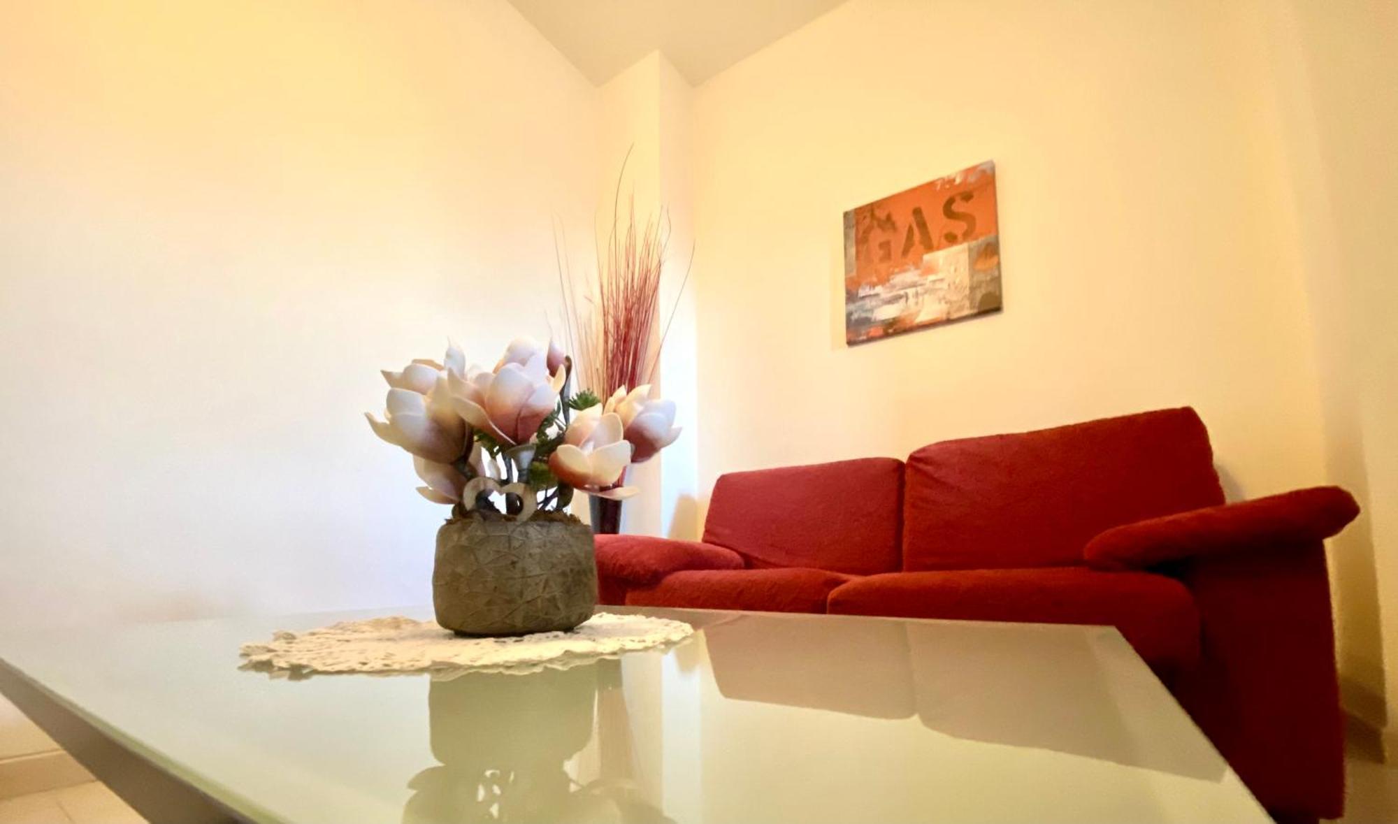 La Magnolia Apartment Aosta Bagian luar foto